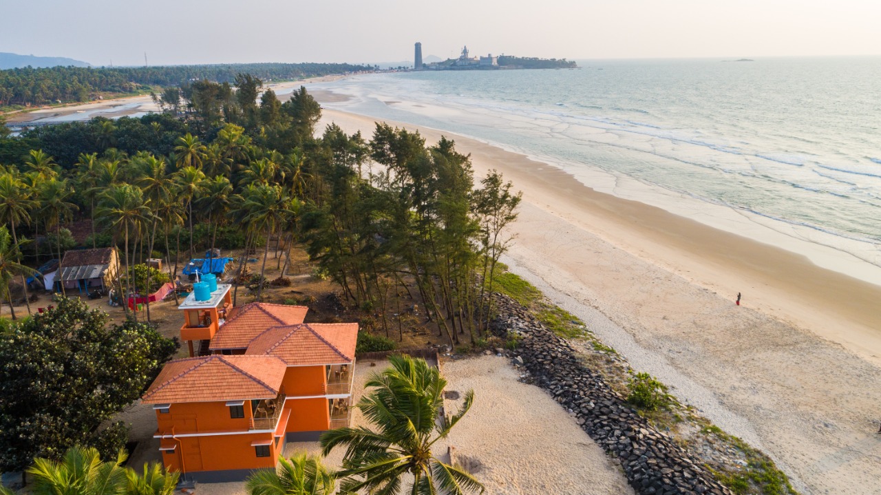 Murdeshwar Stays